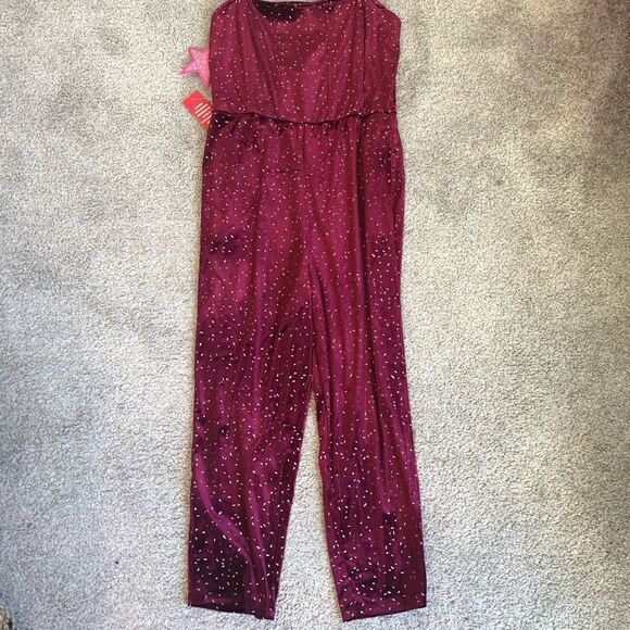 NWT SPEECHLESS Wine Red Sparkly Spaghetti Strap Jumpsuit Size Medium - Picture 13 of 14